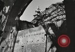 Immagine di Danneggiato il Reichstag Berlino Germania, 1945, secondo 14 filmato di repertorio 65675065701