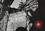 Immagine di Danneggiato il Reichstag Berlino Germania, 1945, secondo 55 filmato di repertorio 65675065701