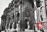 Standbild beschädigte Reichstag Berlin Deutschland, 1945, aus Sekunde 46 historischem Filmmaterial Videoclip 65675065702