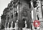Standbild beschädigte Reichstag Berlin Deutschland, 1945, aus Sekunde 59 historischem Filmmaterial Videoclip 65675065702
