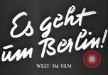 Standbild kommunistische Demonstration Berlin Deutschland, 1949, aus Sekunde 5 historischem Filmmaterial Videoclip 65675065705