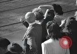Standbild kommunistische Demonstration Berlin Deutschland, 1949, aus Sekunde 27 historischem Filmmaterial Videoclip 65675065705
