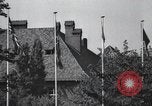 Standbild kommunistische Demonstration Berlin Deutschland, 1949, aus Sekunde 35 historischem Filmmaterial Videoclip 65675065705