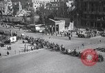 Standbild kommunistische Demonstration Berlin Deutschland, 1949, aus Sekunde 44 historischem Filmmaterial Videoclip 65675065705