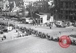 Standbild kommunistische Demonstration Berlin Deutschland, 1949, aus Sekunde 46 historischem Filmmaterial Videoclip 65675065705