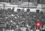 Standbild kommunistische Demonstration Berlin Deutschland, 1949, aus Sekunde 49 historischem Filmmaterial Videoclip 65675065705