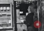 Standbild Reichstag Berlin Deutschland, 1949, aus Sekunde 4 historischem Filmmaterial Videoclip 65675065716
