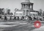 Standbild Reichstag Berlin Deutschland, 1949, aus Sekunde 37 historischem Filmmaterial Videoclip 65675065716
