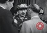 Immagine di Civili tedesco Berlino Germania, 1949, secondo 4 filmato di repertorio 65675065719