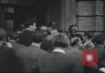 Immagine di Civili tedesco Berlino Germania, 1949, secondo 19 filmato di repertorio 65675065719