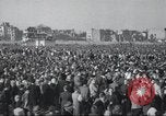 Immagine di Civili tedesco Berlino Germania, 1949, secondo 53 filmato di repertorio 65675065719