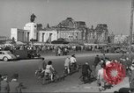 Standbild Freiheitskundgebung gegen die sowjetische Blockade Berlin Deutschland, 1948, aus Sekunde 25 historischem Filmmaterial Videoclip 65675065720