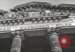 Standbild Freiheitskundgebung gegen die sowjetische Blockade Berlin Deutschland, 1948, aus Sekunde 39 historischem Filmmaterial Videoclip 65675065720