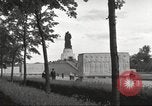 Immagine di Guerra sovietica memorial Berlino Germania, 1953, secondo 41 filmato di repertorio 65675065722