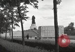 Immagine di Guerra sovietica memorial Berlino Germania, 1953, secondo 42 filmato di repertorio 65675065722