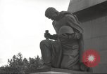 Immagine di Guerra sovietica memorial Berlino Germania, 1953, secondo 59 filmato di repertorio 65675065722