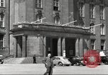 Immagine di Il Rathaus Berlino Germania, 1953, secondo 40 filmato di repertorio 65675065725