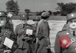 Standbild Canadian Women's Army Corps Kanada, 1940, aus Sekunde 5 historischem Filmmaterial Videoclip 65675065733