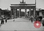 Standbild skater Berlin Deutschland, 1932, aus Sekunde 5 historischem Filmmaterial Videoclip 65675065737