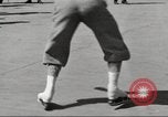 Standbild skater Berlin Deutschland, 1932, aus Sekunde 14 historischem Filmmaterial Videoclip 65675065737