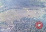 Standbild Marine Jet Jagdbomben Viet Cong Position Quang Ngai Vietnam, 1967, aus Sekunde 53 historischem Filmmaterial Videoclip 65675065746