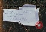 Immagine di Stati Uniti Marines in pattuglia Quang Ngai Vietnam, 1967, secondo 1 filmato di repertorio 65675065748