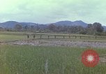 Immagine di Stati Uniti Marines in pattuglia Quang Ngai Vietnam, 1967, secondo 3 filmato di repertorio 65675065748