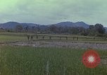 Immagine di Stati Uniti Marines in pattuglia Quang Ngai Vietnam, 1967, secondo 6 filmato di repertorio 65675065748
