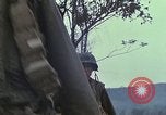 Immagine di Stati Uniti Marines in pattuglia Quang Ngai Vietnam, 1967, secondo 26 filmato di repertorio 65675065748