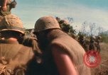 Immagine di Marines americani in Vietnam Con Thien Vietnam, 1967, secondo 37 filmato di repertorio 65675065749