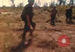 Immagine di Marines americani in Vietnam Con Thien Vietnam, 1967, secondo 52 filmato di repertorio 65675065749