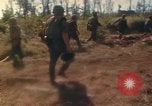 Immagine di Marines americani in Vietnam Con Thien Vietnam, 1967, secondo 54 filmato di repertorio 65675065749