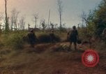 Immagine di Marines americani in Vietnam Con Thien Vietnam, 1967, secondo 58 filmato di repertorio 65675065749