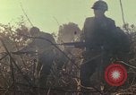Standbild Vereinigten Staaten Marines Con Thien Vietnam, 1967, aus Sekunde 8 historischem Filmmaterial Videoclip 65675065751
