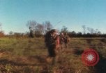 Standbild US Marines voraus Con Thien Vietnam, 1967, aus Sekunde 11 historischem Filmmaterial Videoclip 65675065752