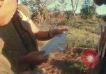 Standbild US Marines voraus Con Thien Vietnam, 1967, aus Sekunde 32 historischem Filmmaterial Videoclip 65675065752