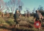 Standbild US Marines voraus Con Thien Vietnam, 1967, aus Sekunde 48 historischem Filmmaterial Videoclip 65675065752