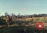 Standbild US Marines voraus Con Thien Vietnam, 1967, aus Sekunde 59 historischem Filmmaterial Videoclip 65675065752
