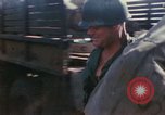 Standbild USA Soldaten Vietnam, 1966, aus Sekunde 36 historischem Filmmaterial Videoclip 65675065753