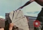 Standbild USA Soldaten Vietnam, 1966, aus Sekunde 43 historischem Filmmaterial Videoclip 65675065753
