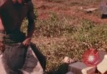 Standbild USA Soldaten Vietnam, 1966, aus Sekunde 16 historischem Filmmaterial Videoclip 65675065754