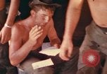 Standbild USA Soldaten Vietnam, 1966, aus Sekunde 28 historischem Filmmaterial Videoclip 65675065754