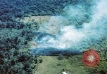 Standbild Betrieb Attleboro Dau Tieng Vietnam, 1966, aus Sekunde 59 historischem Filmmaterial Videoclip 65675065755