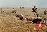 Immagine di Soldati americani Il Vietnam, 1966, secondo 39 filmato di repertorio 65675065758