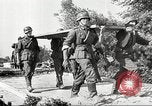 Standbild Deutsche Operation Barbarossa Invasion der Sowjetunion Weißrussland, 1941, aus Sekunde 32 historischem Filmmaterial Videoclip 65675065788