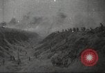Immagine di La fanteria sovietica Fronte orientale teatro europeo, 1944, secondo 12 filmato di repertorio 65675065829