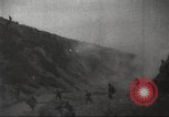 Immagine di La fanteria sovietica Fronte orientale teatro europeo, 1944, secondo 25 filmato di repertorio 65675065829