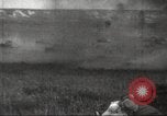 Immagine di La fanteria sovietica Fronte orientale teatro europeo, 1944, secondo 59 filmato di repertorio 65675065829