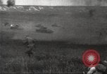 Immagine di La fanteria sovietica Fronte orientale teatro europeo, 1944, secondo 61 filmato di repertorio 65675065829