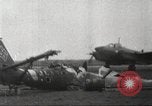 Immagine di Petlyakov sovietica Pe-2 bombardieri L'Ucraina, 1944, secondo 20 filmato di repertorio 65675065834